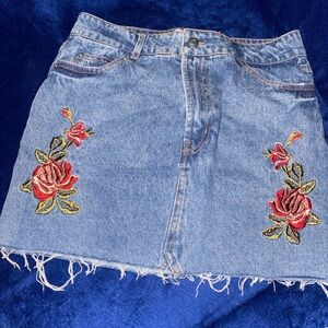 JustFab Light Blue Denim Mini Skirt with Red Rose Embroidery